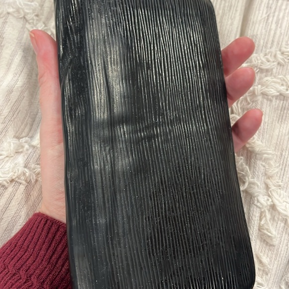 Authentic Louis Vuitton black Epi zipper wallet - Picture 6 of 8